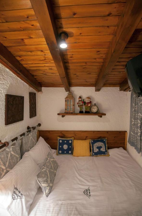 Dandy Villas Agoriani - Chalet Ivoni - Fireplace Eptálofos Extérieur photo